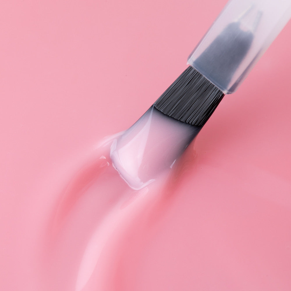 Itsetasoittuva gel in bottle rakennegeeli Pink Sorbet – raikas vaaleanpunainen sävy kynsille.