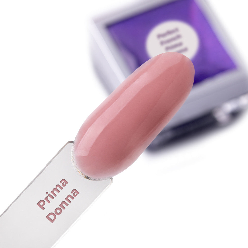 perfect french prima donna rakennegeeli lähikuva tipistä