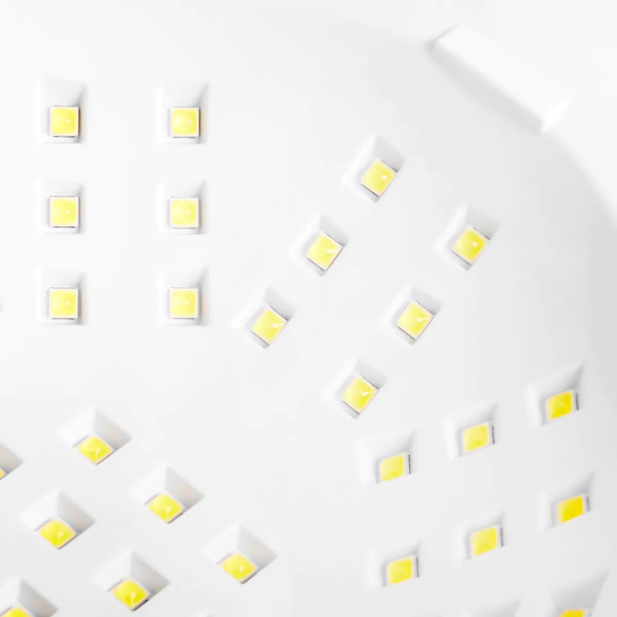 Kynsiuuni Glow silver tehokas 220W sisältä