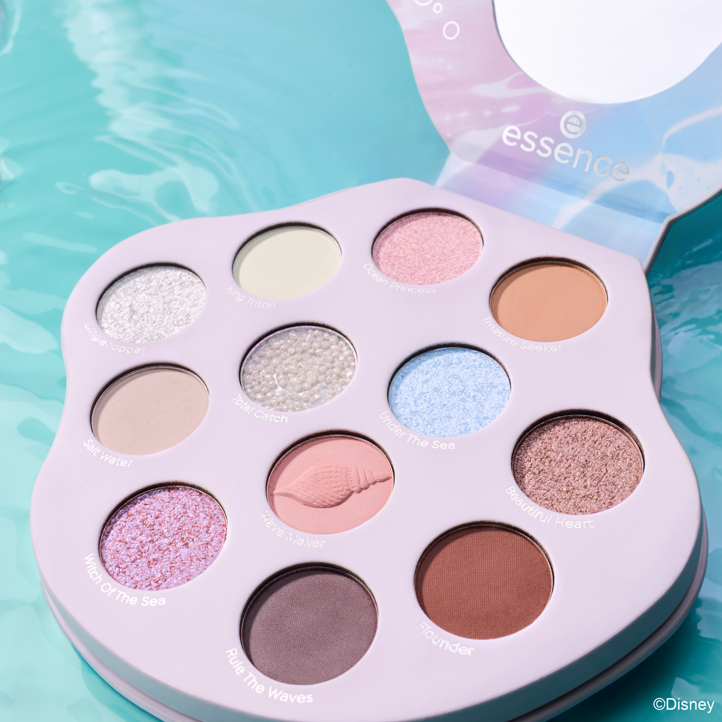 essence Disney THE LITTLE MERMAID eyeshadow palette luomiväripaletti - Mermaids Have More Fun
