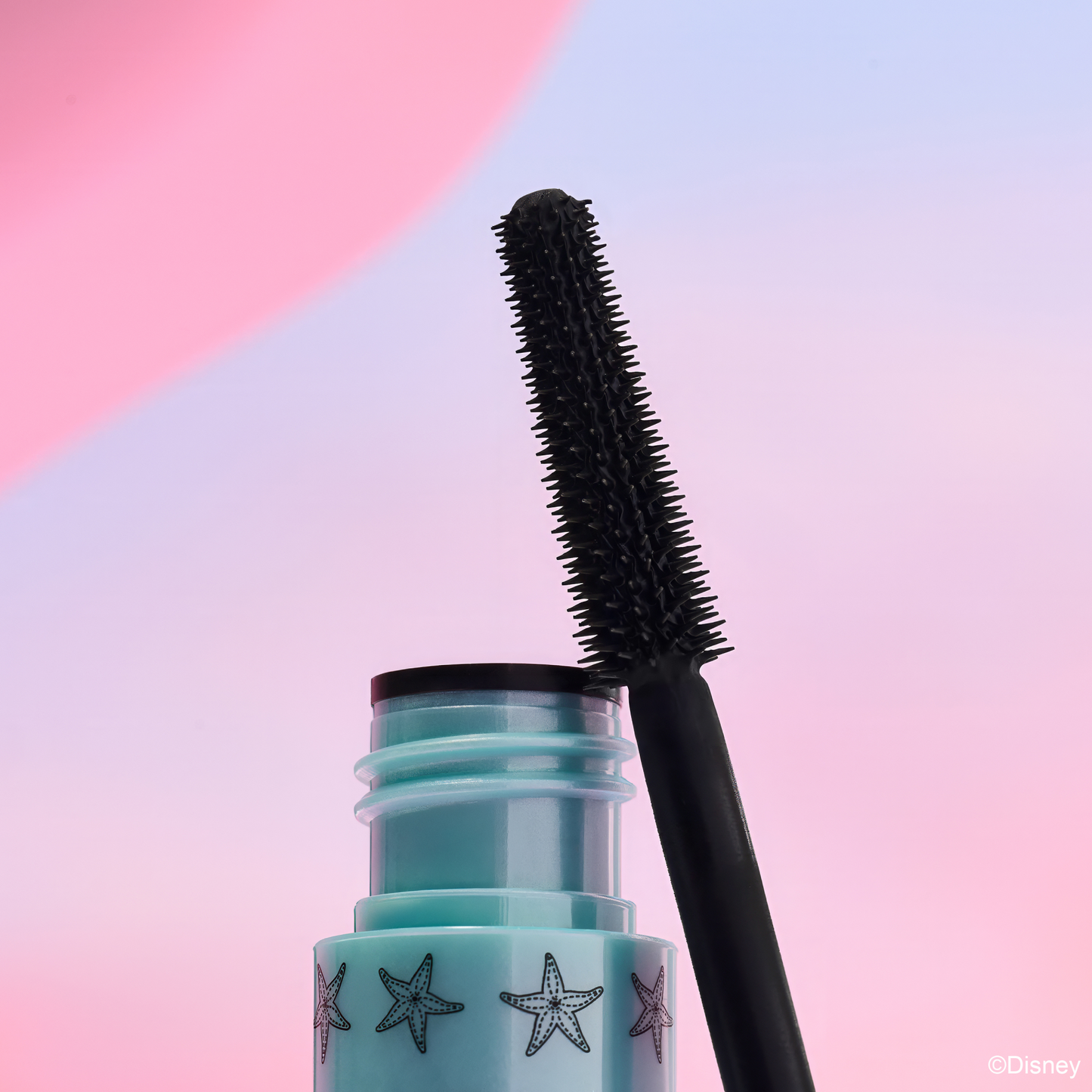 essence Disney THE LITTLE MERMAID lash WITHOUT LIMITS EXTREME LENGTHENING & VOLUME MASCARA ripsiväri - I Sea You harja