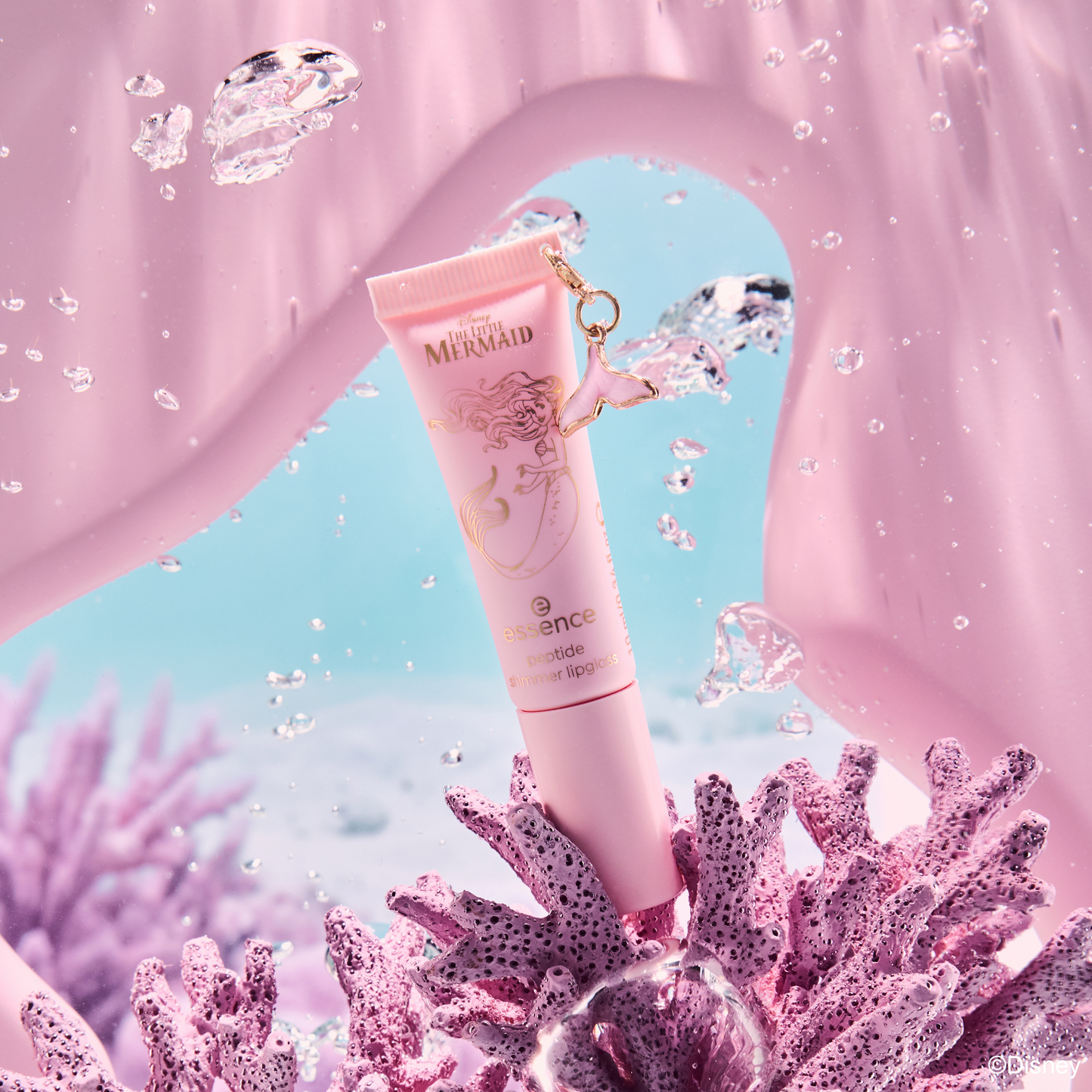 essence Disney THE LITTLE MERMAID peptide shimmer lipgloss huulikiilto - Mer-mazing kuvituskuva