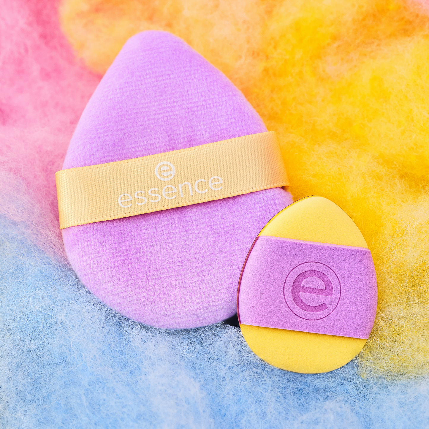 essence WHAT THE FLUFF?! powder puff puuterivipat - Fluff Yeah!