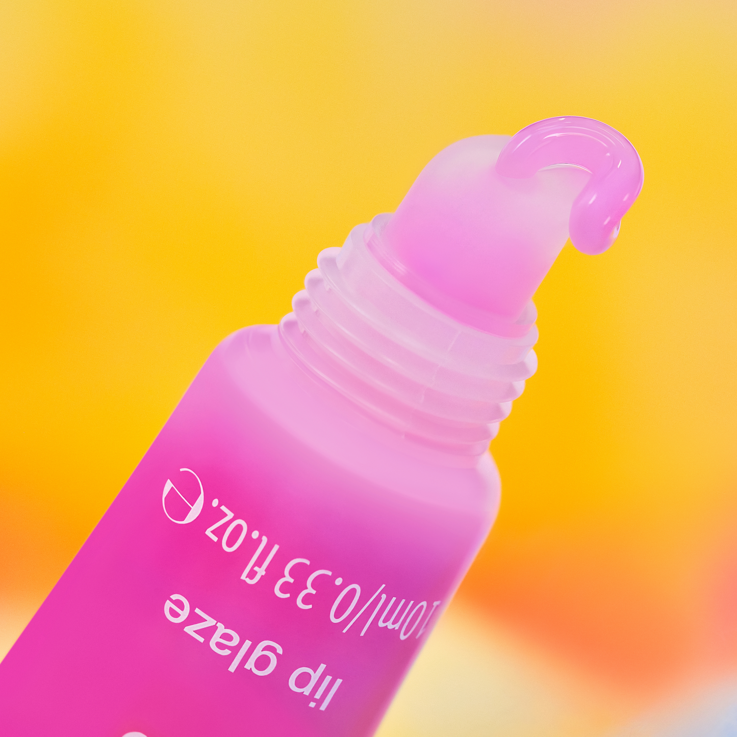 essence WHAT THE FLUFF?! lip glaze huulikiilto - Cloudy Kiss
