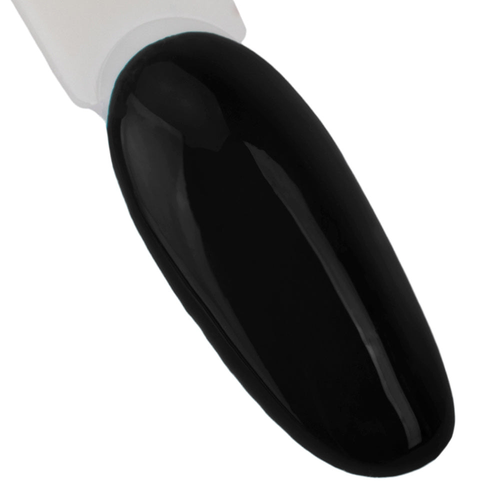 Molly Nails Ultimate Black musta värigeelilakka swatch tipillä erittäin peittävä sävy
