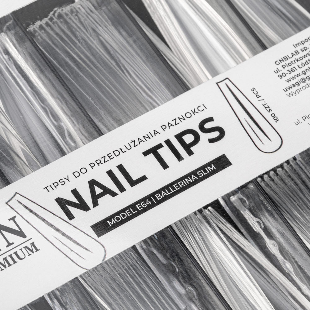 läpinäkyvät ballerina slim kynsitipit lähikuva kapea coffin tippi rakennekynsien tekemiseen lähikuva laatikosta tekstillä