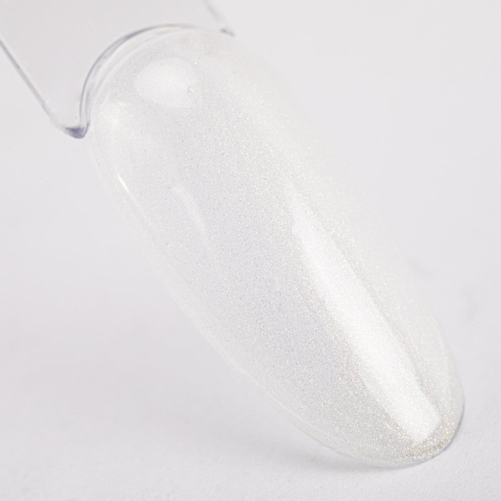 allelac top glam shine sävyssä peridot kynnellä