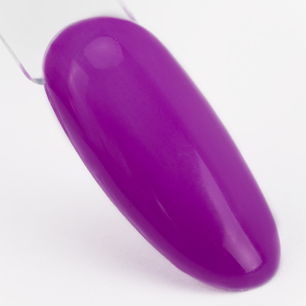 MollyLac Fluo Rubber Base Chillin neonvioletti alusgeelilakka tipillä UV LED kynsiuuni