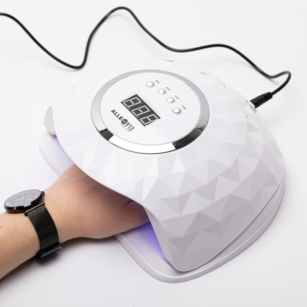 kynsiuuni 248w teholla käytössä