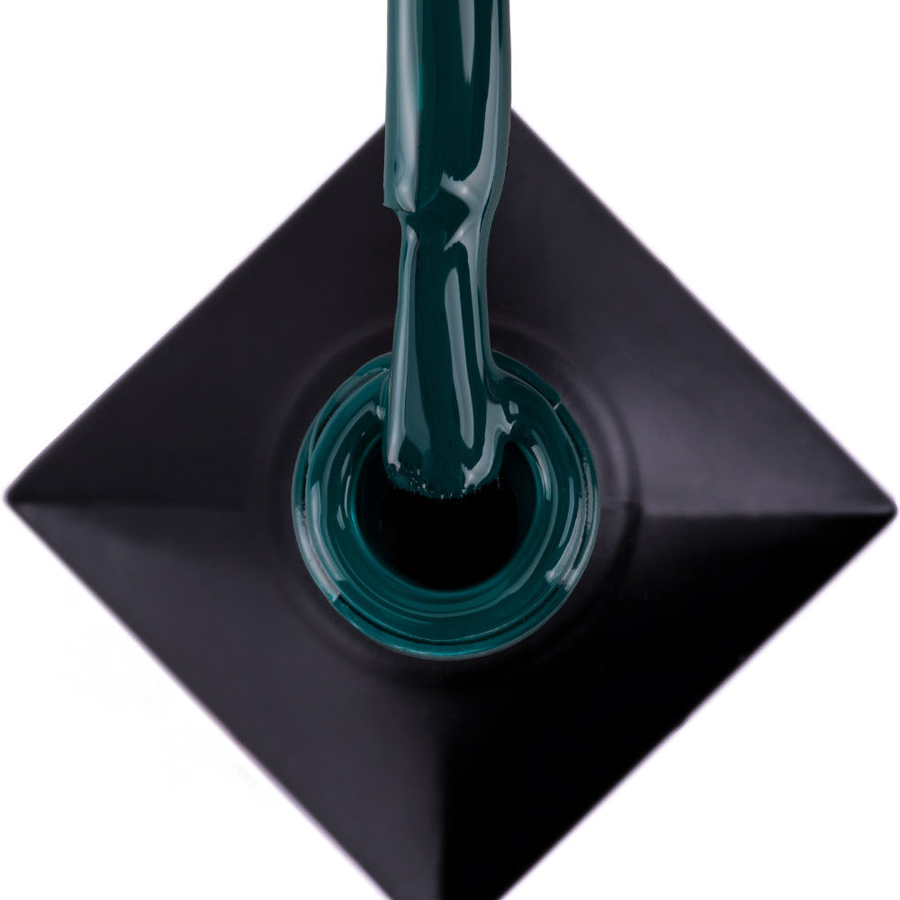 Geelilakka Molly Nails BeFree sävyssä 9 Deep Green pullossa