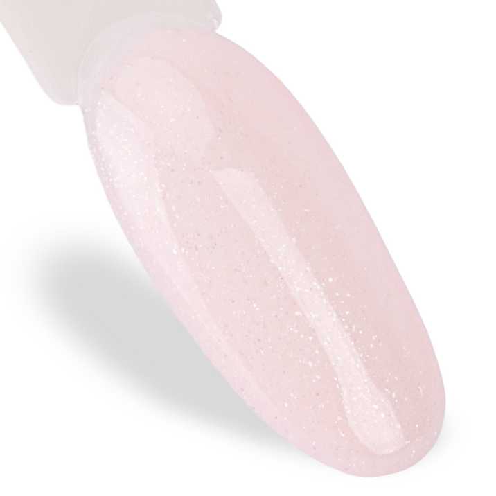 Molly Nails geelilakka sävyssä 425 tipillä