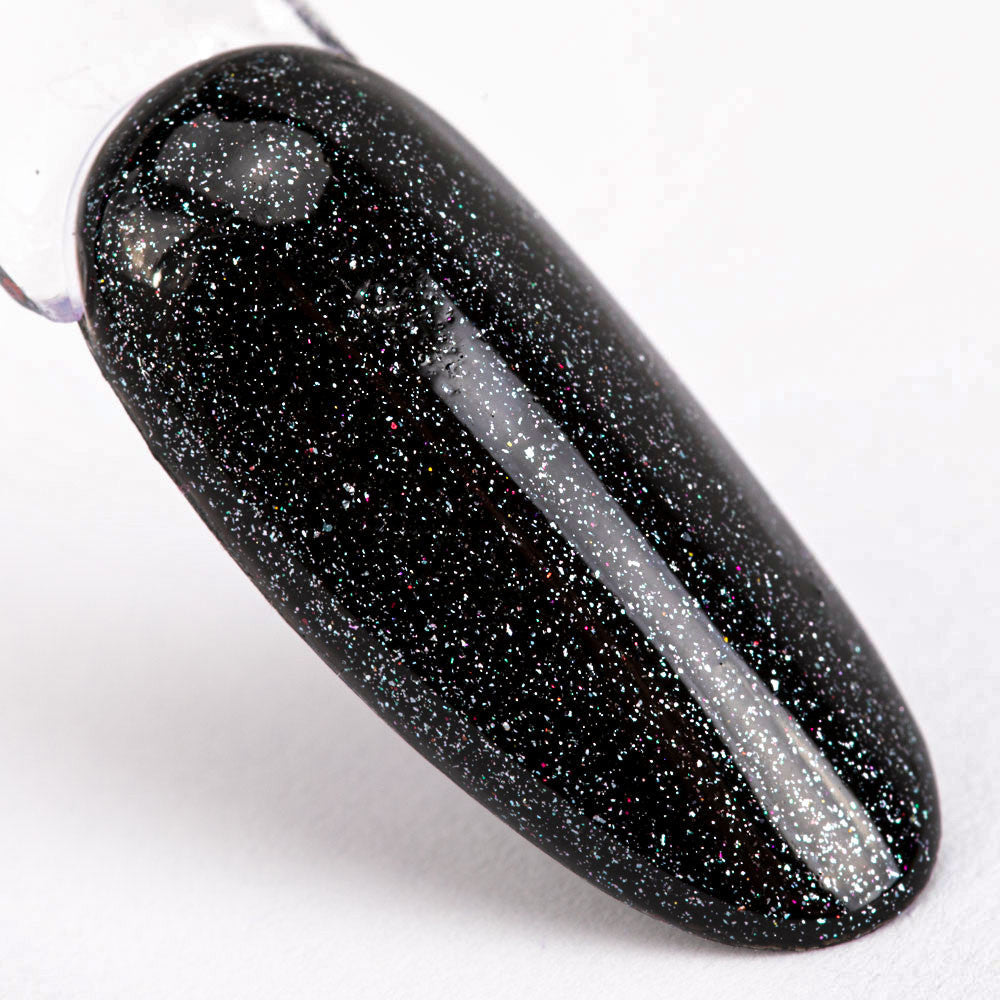 Top Glam Shine AlleLac No Wipe päällysgeelilakka 5g - Moonstone kynnellä tummalla pohjalla