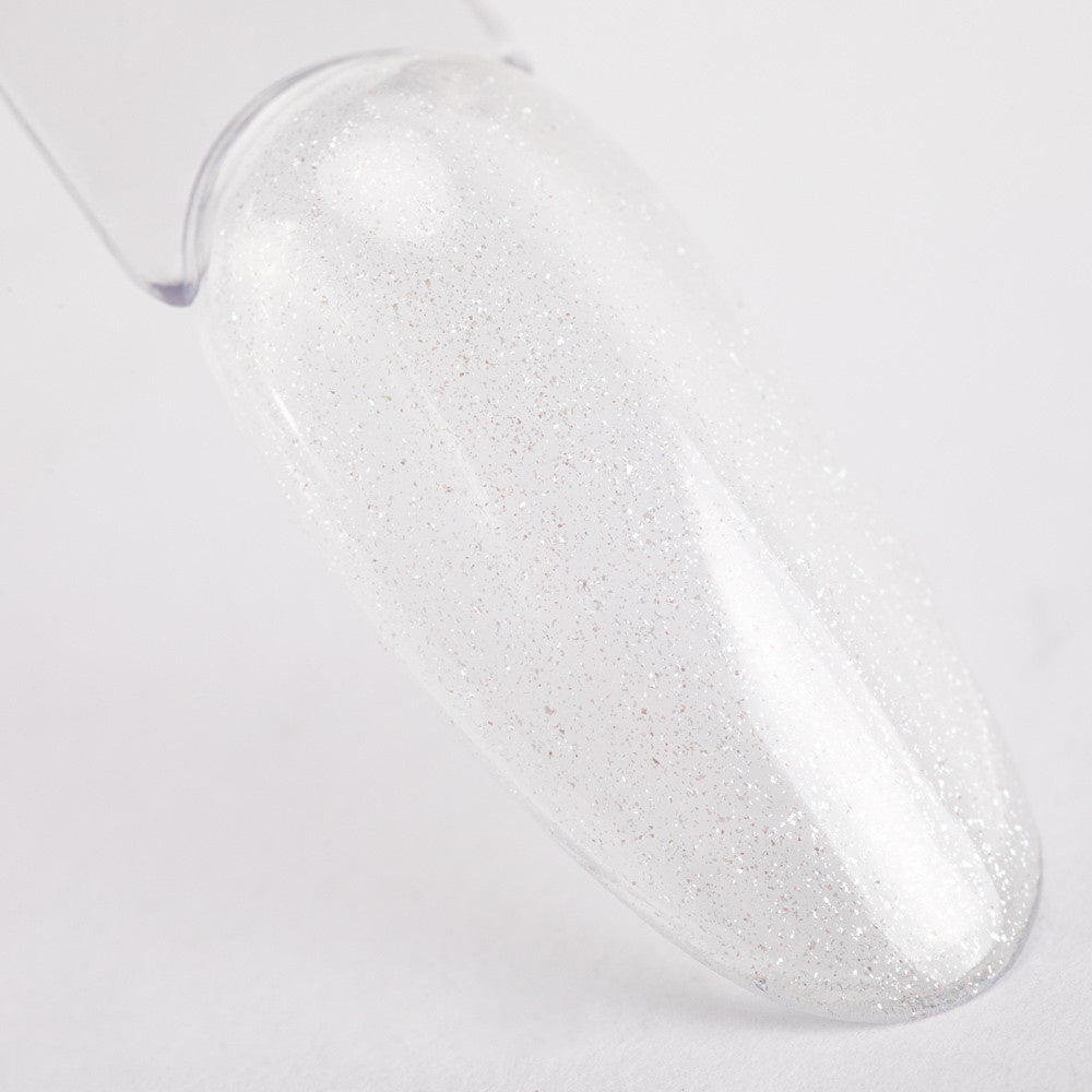 Top Glam Shine AlleLac No Wipe päällysgeelilakka 5g - Moonstone kynnellä läpinäkyvällä pohjalla