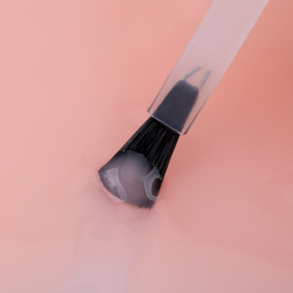 AlleLac Rubber Base alusgeelilakka 5 Soft Peach 7g koostumus