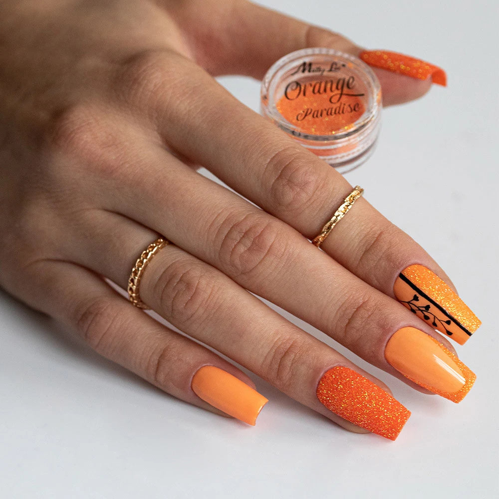 Cyber Monday alennukset kynsituotteissa